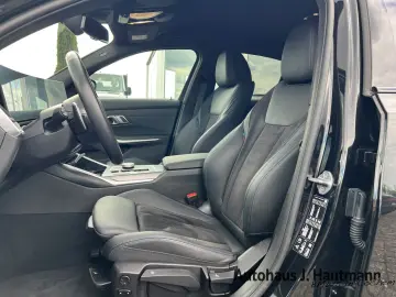 BMW 320 d xDrive M SPORT  NP 70.410€ STH LKH ACC