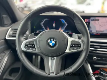 BMW 320 d xDrive M SPORT  NP 70.410€ STH LKH ACC