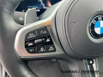 BMW 320 d xDrive M SPORT  NP 70.410€ STH LKH ACC