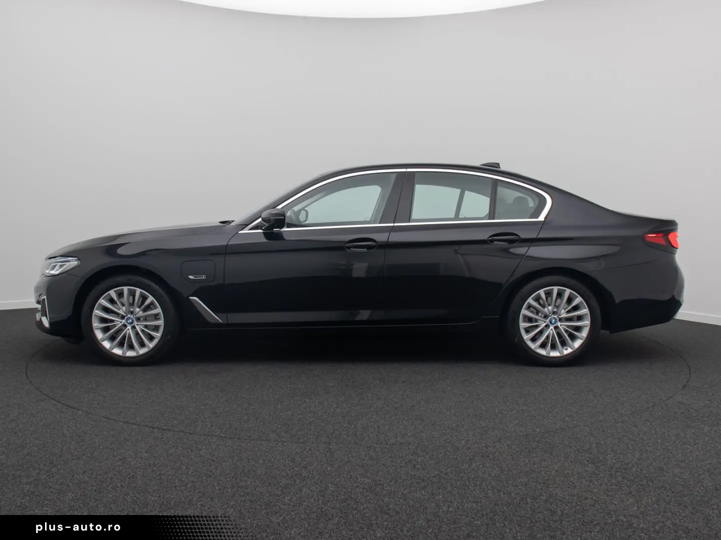 BMW 530e Luxury Line ACC Laser 360  HUD DAB Sport