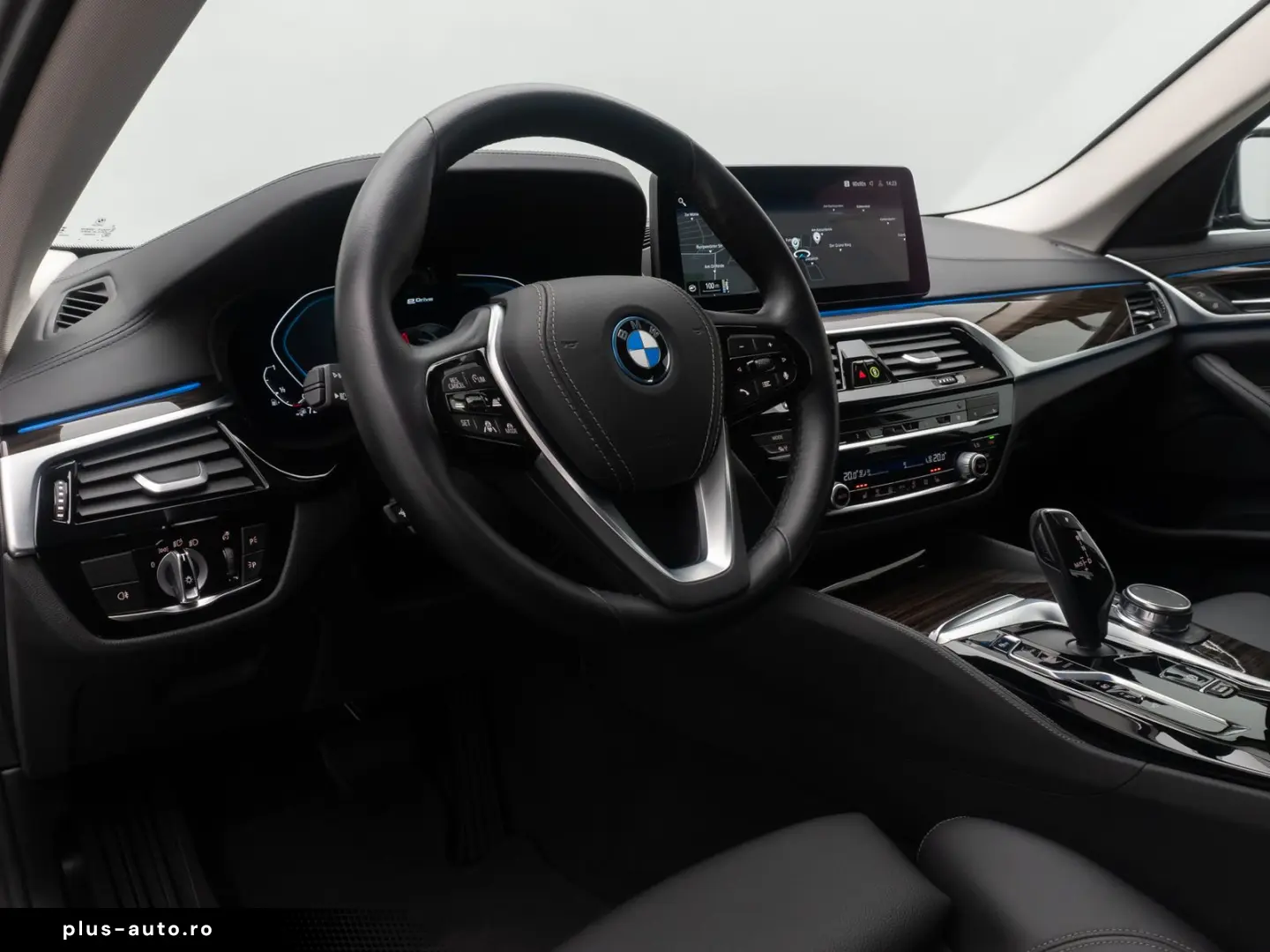 BMW 530e Luxury Line ACC Laser 360  HUD DAB Sport