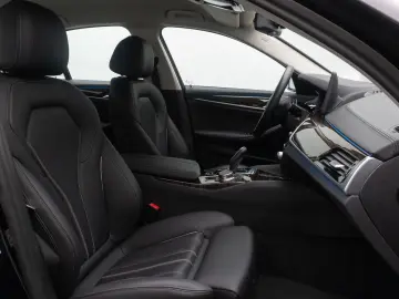 BMW 530e Luxury Line ACC Laser 360  HUD DAB Sport