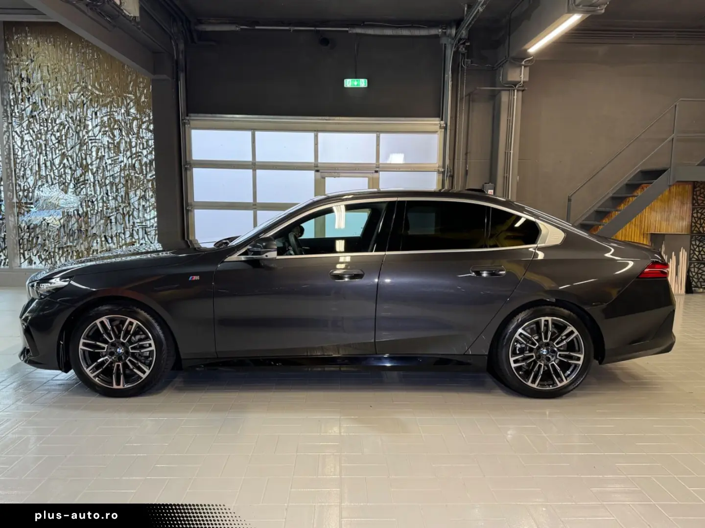BMW 520i M Sport~PANO~LED~KAMERA 360 ~HEAD-UP