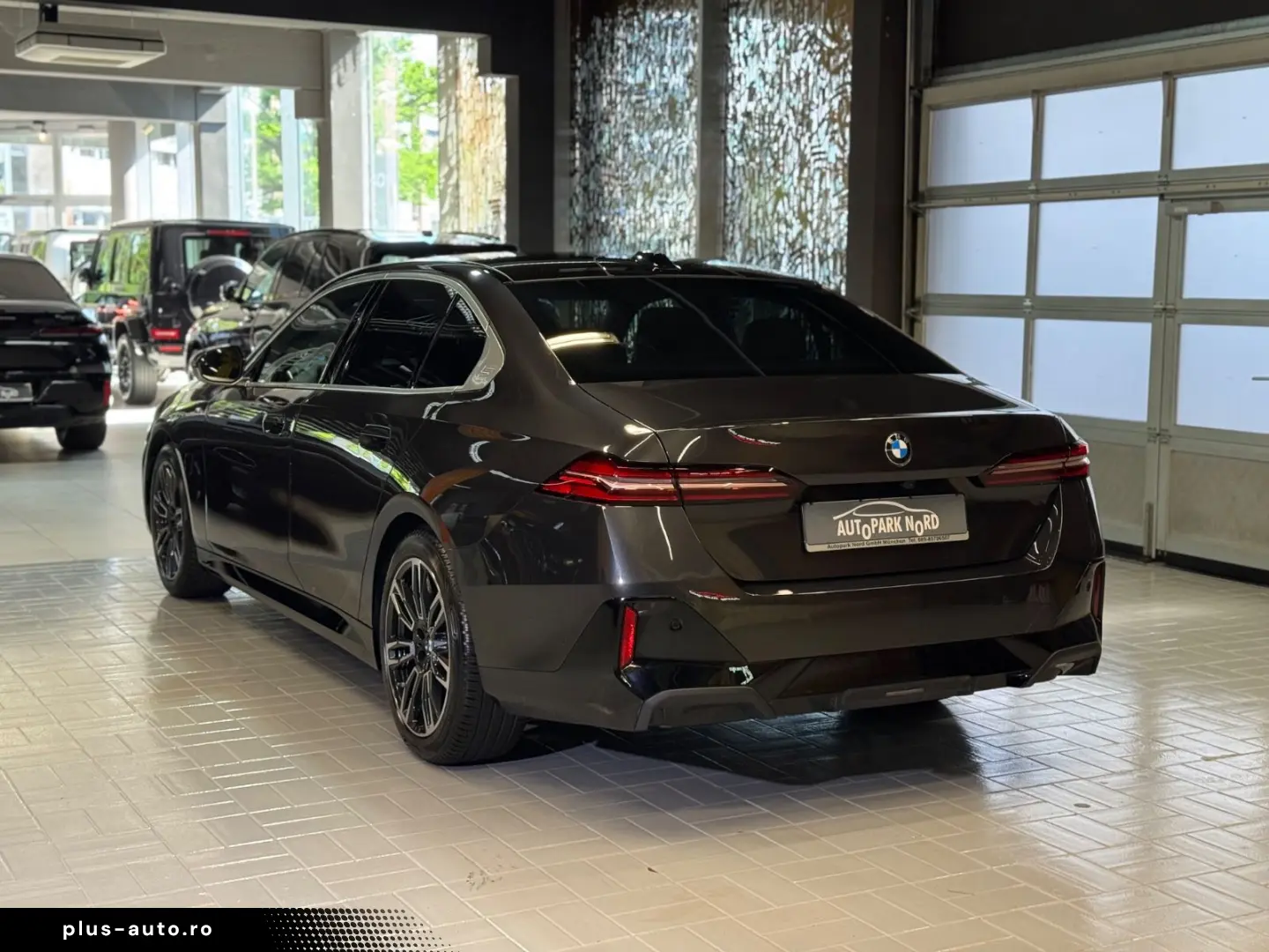 BMW 520i M Sport~PANO~LED~KAMERA 360 ~HEAD-UP