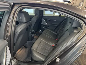 BMW 520i M Sport~PANO~LED~KAMERA 360 ~HEAD-UP