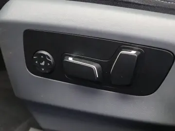 BMW 550 5 Serie 550e xDrive M Sport automatik   Pano