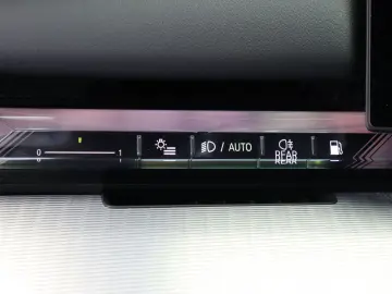 BMW 550 5 Serie 550e xDrive M Sport automatik   Pano