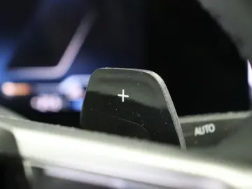 BMW 550 5 Serie 550e xDrive M Sport automatik   Pano