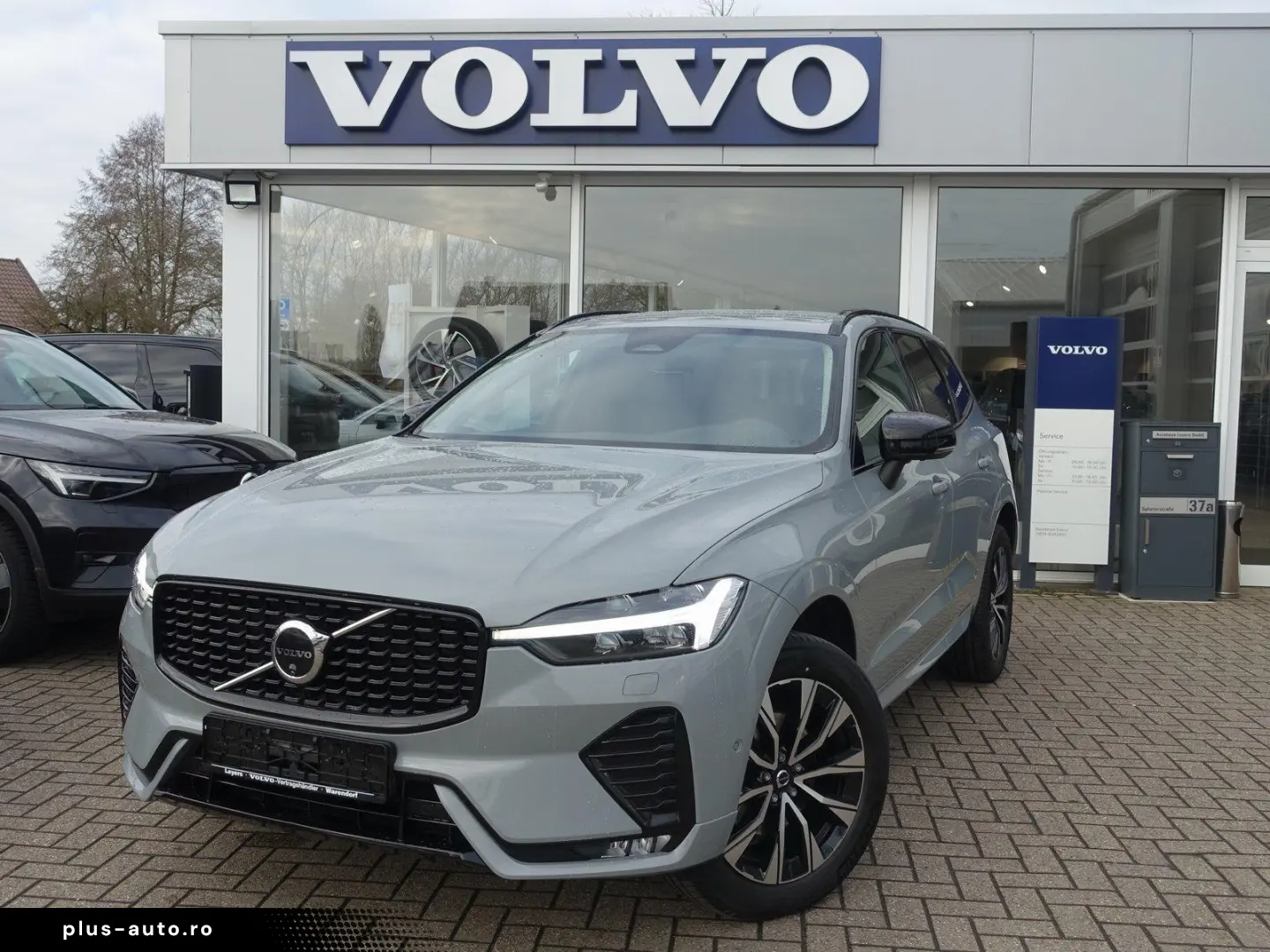 Volvo XC60 Plus Dark AWD Mild-Hybrid B5