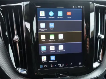 Volvo XC60 Plus Dark AWD Mild-Hybrid B5