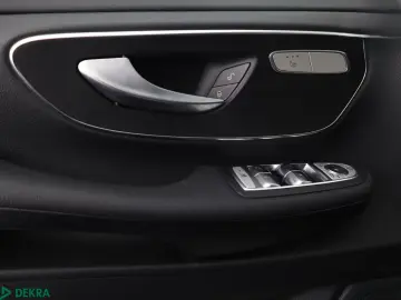 MERCEDES-BENZ V 220 d
