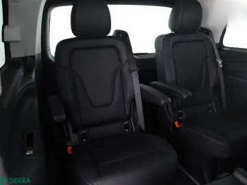 MERCEDES-BENZ V 220 d