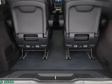 MERCEDES-BENZ V 220 d