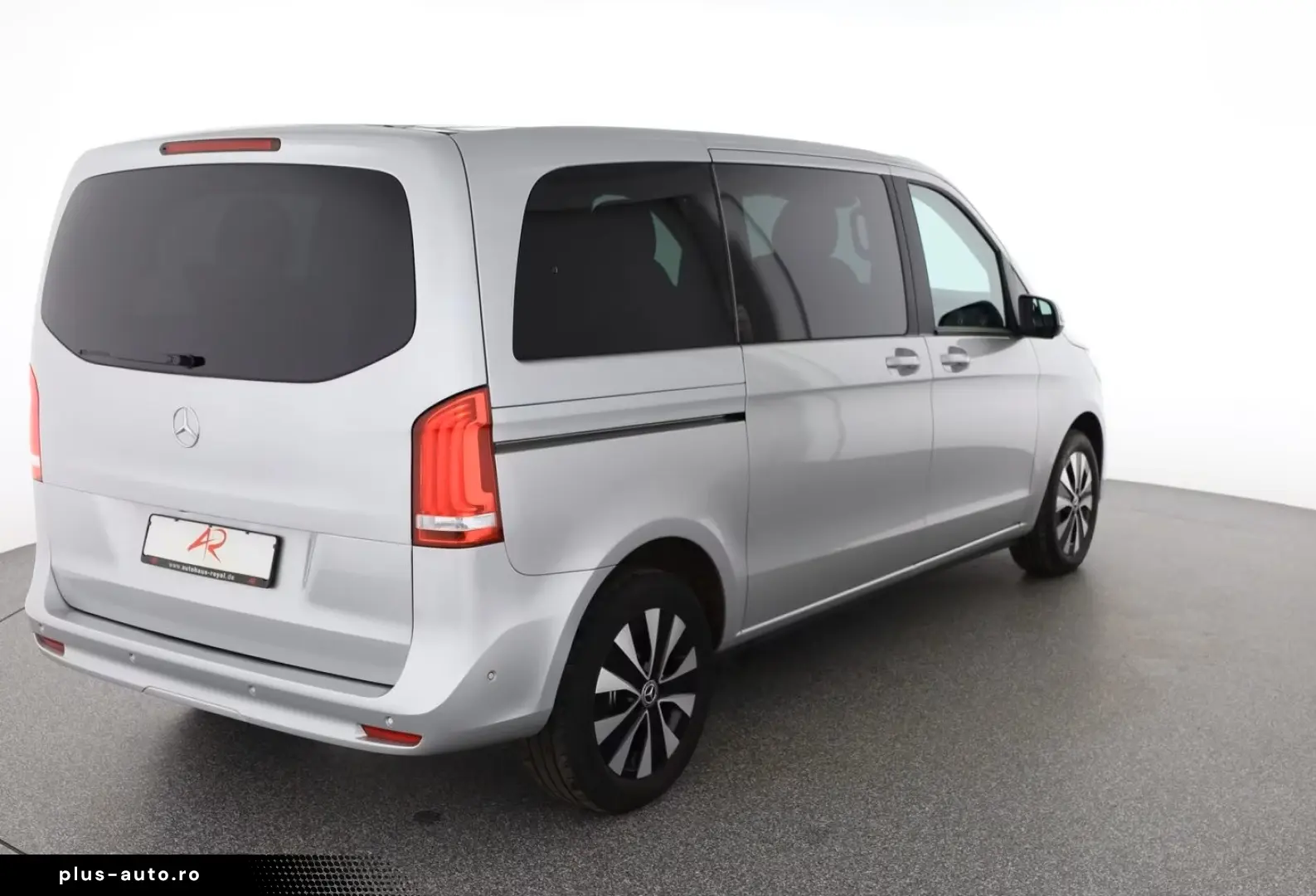 MERCEDES-BENZ V 220 d