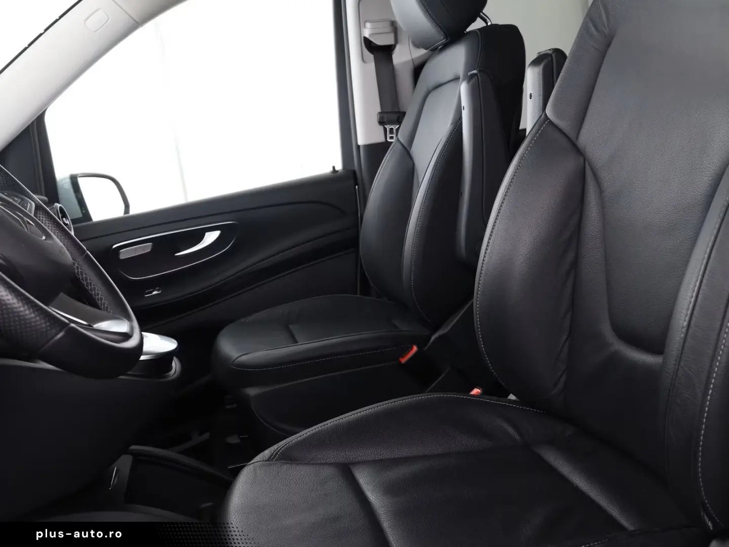 MERCEDES-BENZ V 220 d