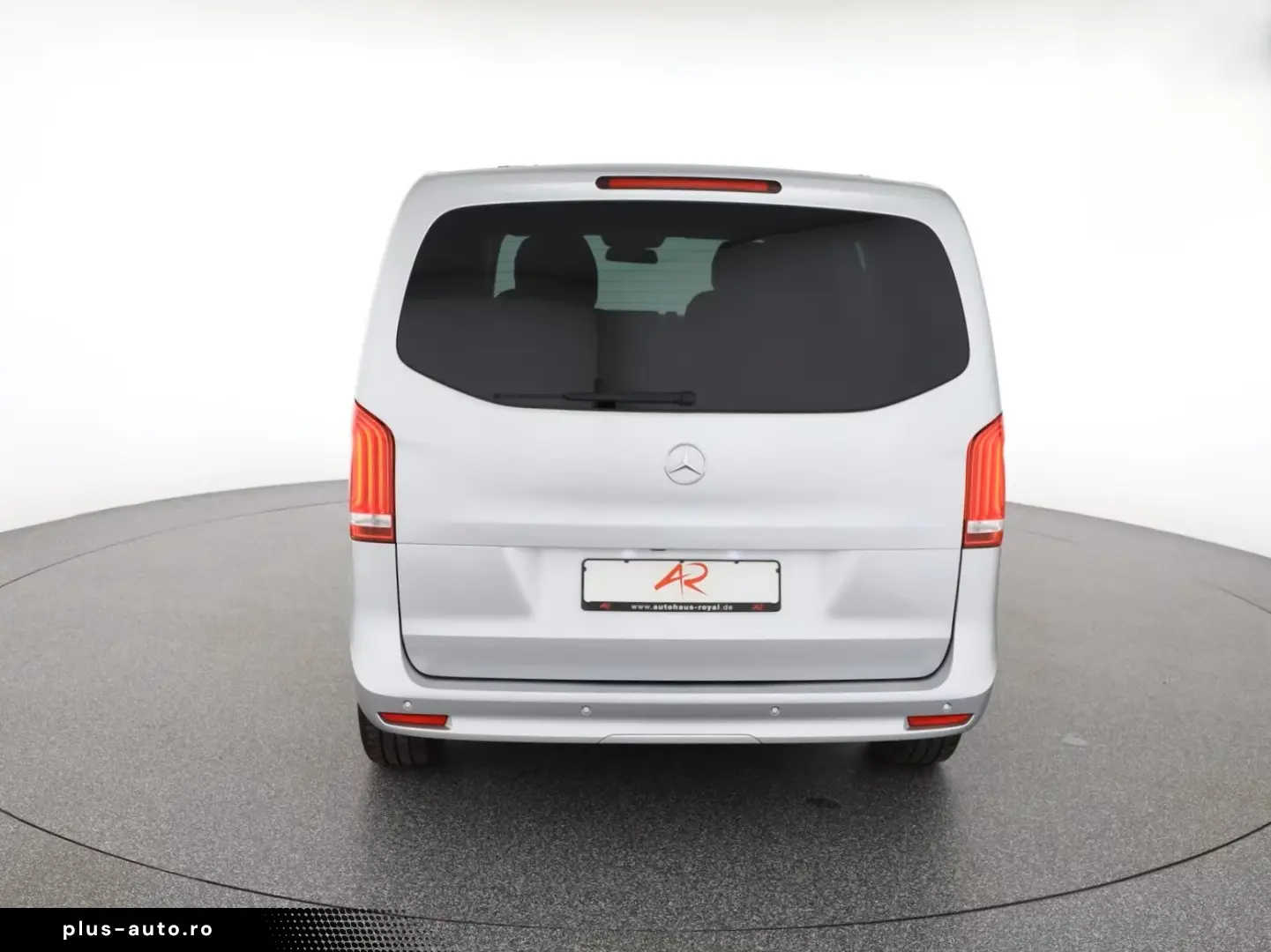 MERCEDES-BENZ V 220 d