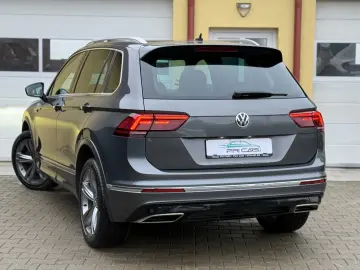 Volkswagen Tiguan R-LINE - 2.0 Bi-TDI   240cp   4x4   DSG
