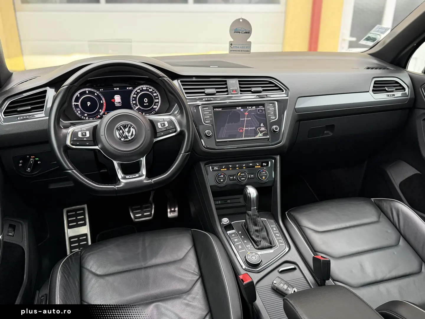 Volkswagen Tiguan R-LINE - 2.0 Bi-TDI   240cp   4x4   DSG