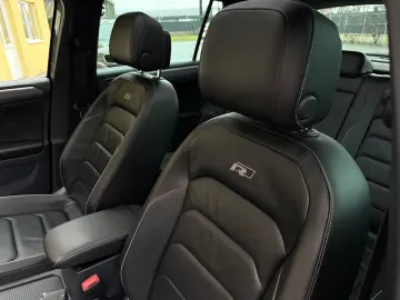 Volkswagen Tiguan R-LINE - 2.0 Bi-TDI   240cp   4x4   DSG