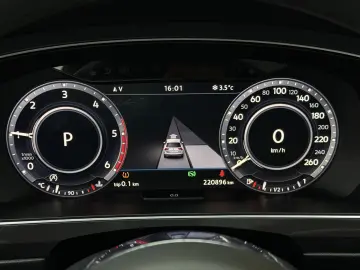 Volkswagen Tiguan R-LINE - 2.0 Bi-TDI   240cp   4x4   DSG