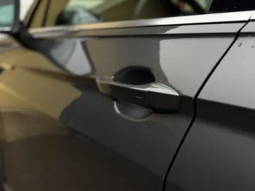 Volkswagen Tiguan R-LINE - 2.0 Bi-TDI   240cp   4x4   DSG