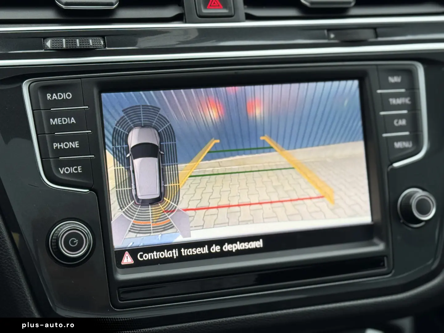 Volkswagen Tiguan R-LINE - 2.0 Bi-TDI   240cp   4x4   DSG