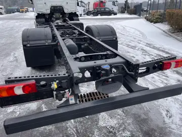 Mercedes-Benz Actros 1833