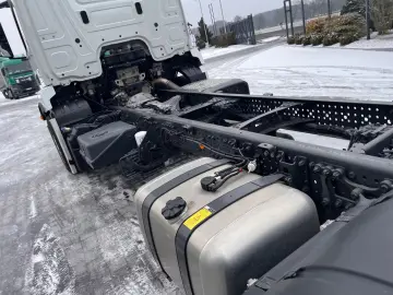 Mercedes-Benz Actros 1833