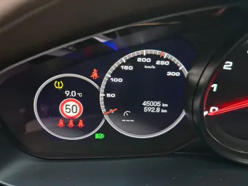 PORSCHE Cayenne GTS ALU22 SportDesign Luftfed HALen Pano