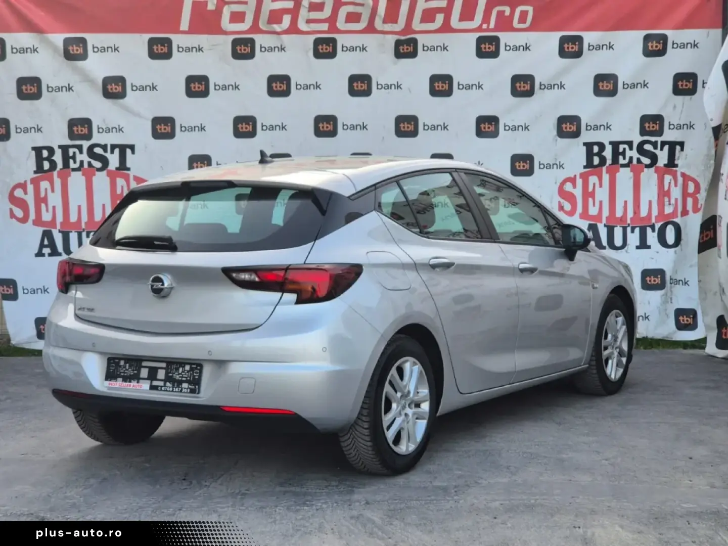 Opel Astra 1.6 CDTI Online Edition