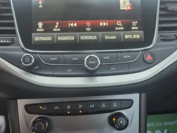 Opel Astra 1.6 CDTI Online Edition