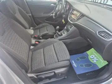 Opel Astra 1.6 CDTI Online Edition