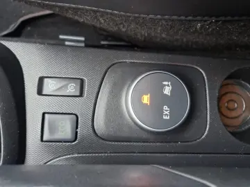 Renault Captur 1.2   Benzină   Automat   120 CP