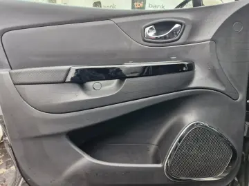 Renault Captur 1.2   Benzină   Automat   120 CP