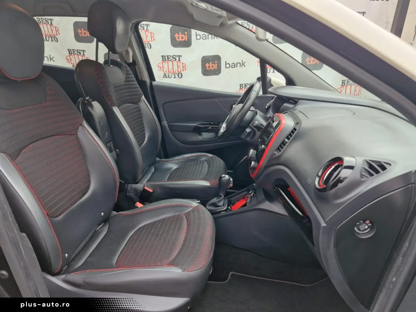 Renault Captur 1.2   Benzină   Automat   120 CP