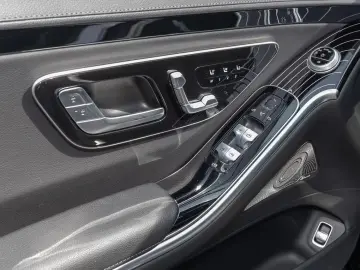 Mercedes-Benz S 580 e 4MATIC Limousine ACC LED