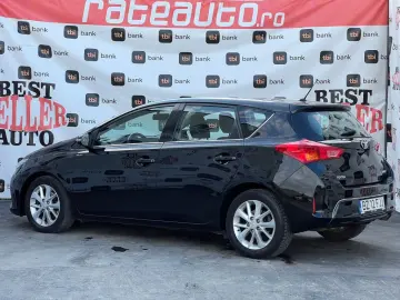 Toyota Auris – 2.0 Diesel