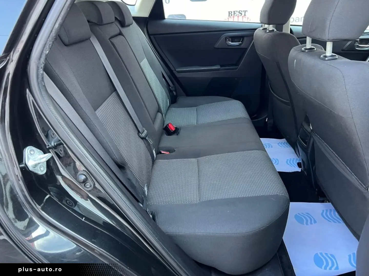 Toyota Auris – 2.0 Diesel