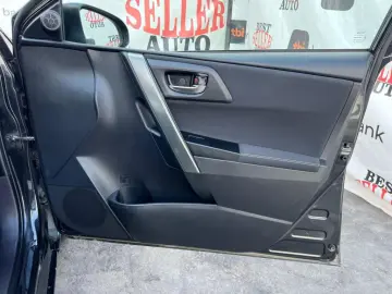 Toyota Auris – 2.0 Diesel