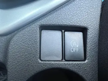 Toyota Auris – 2.0 Diesel