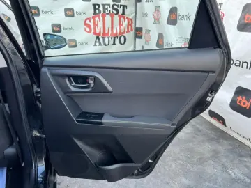 Toyota Auris – 2.0 Diesel