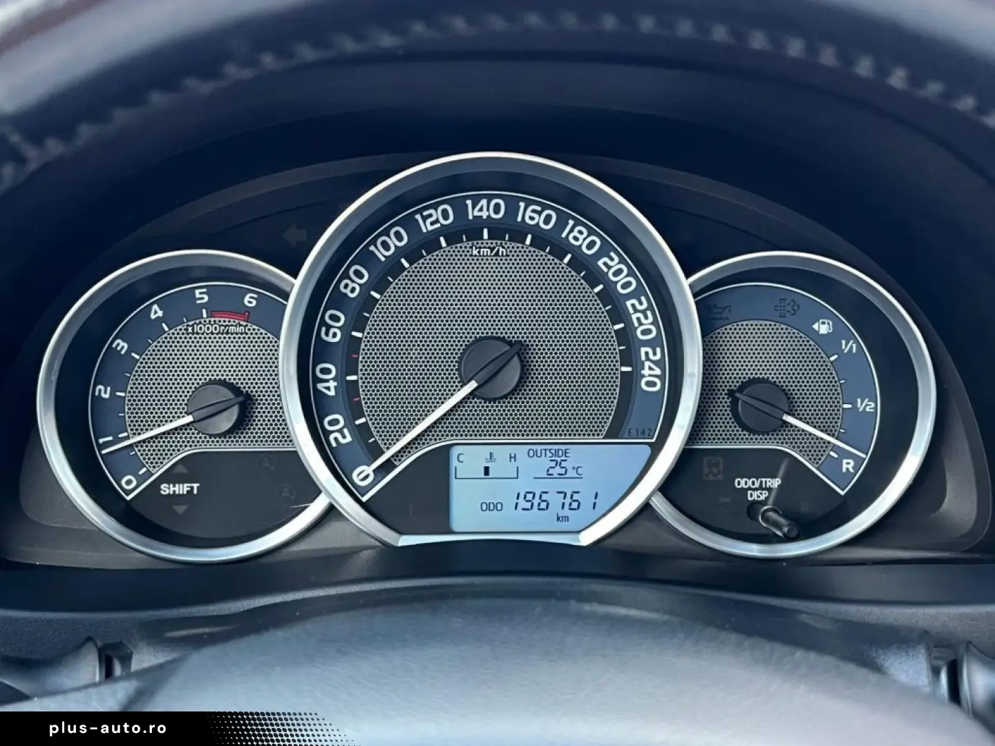 Toyota Auris – 2.0 Diesel