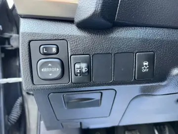 Toyota Auris – 2.0 Diesel