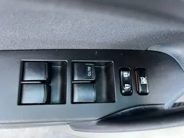 Toyota Auris – 2.0 Diesel