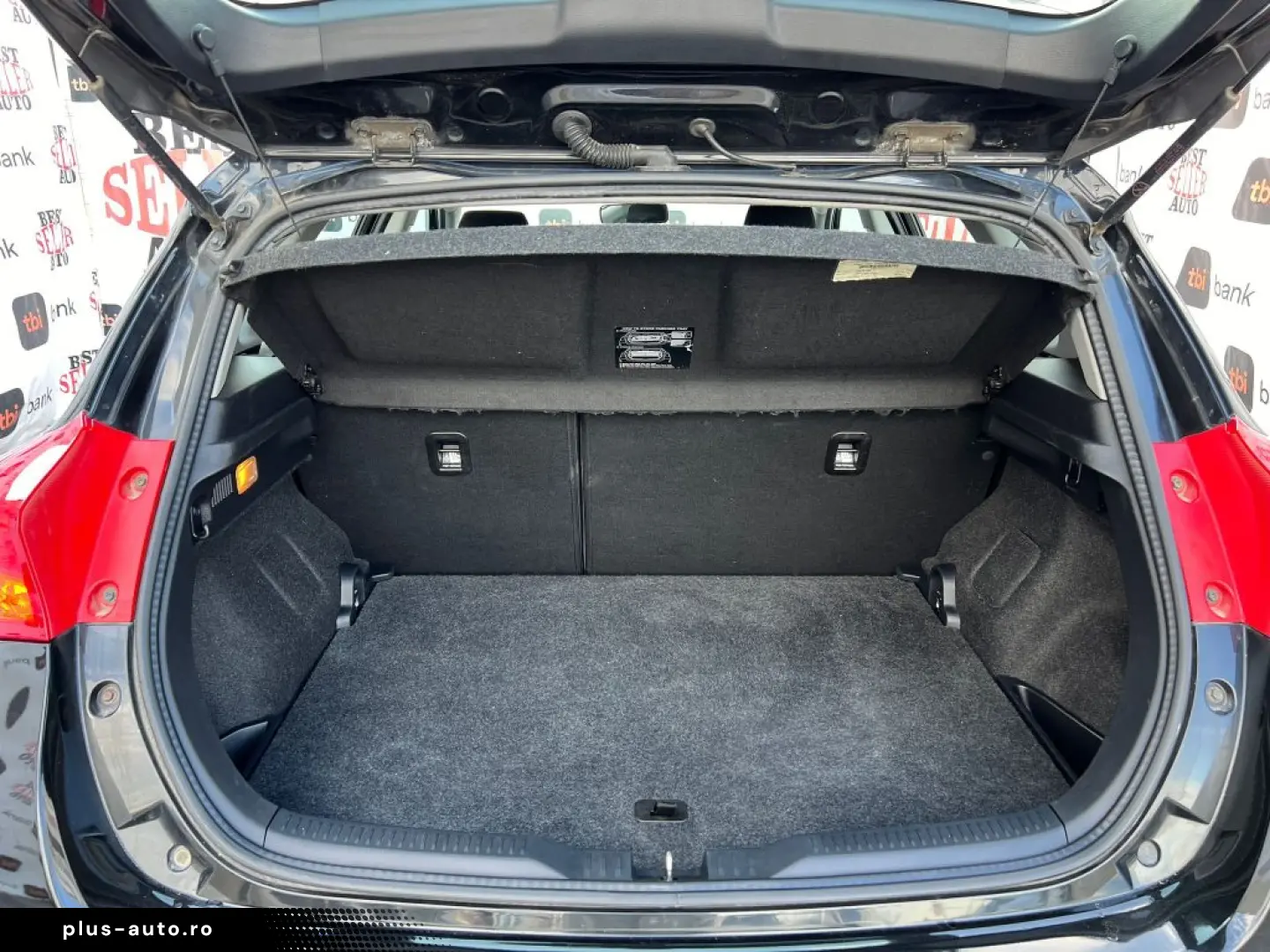 Toyota Auris – 2.0 Diesel