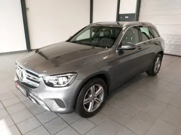 MERCEDES-BENZ GLC 200 4Matic  AHK LED Kamera Sitzhzg