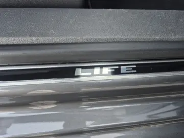 Volkswagen Touran – 1.2 Benzina-105hp