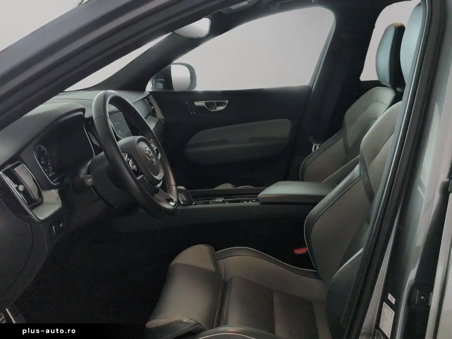 VOLVO XC60 B4 B R-Design Luft Pano 21-Zoll AHZV