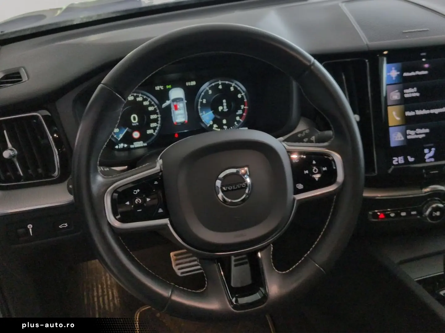 VOLVO XC60 B4 B R-Design Luft Pano 21-Zoll AHZV