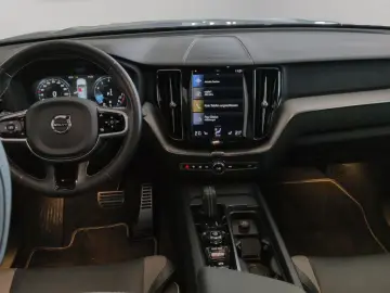 VOLVO XC60 B4 B R-Design Luft Pano 21-Zoll AHZV